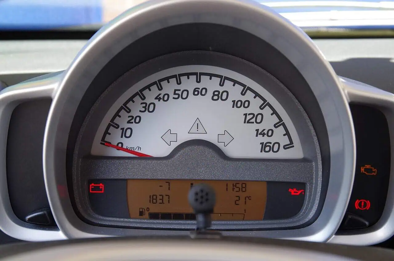 símbolos del tablero del auto