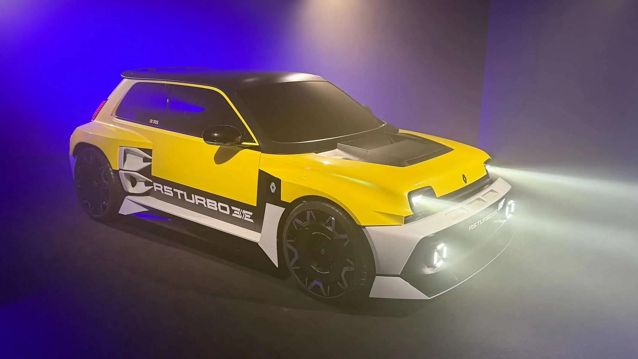 Renault 5 Turbo 3e: The Legend of the First "mini-supercarro" eléctrico