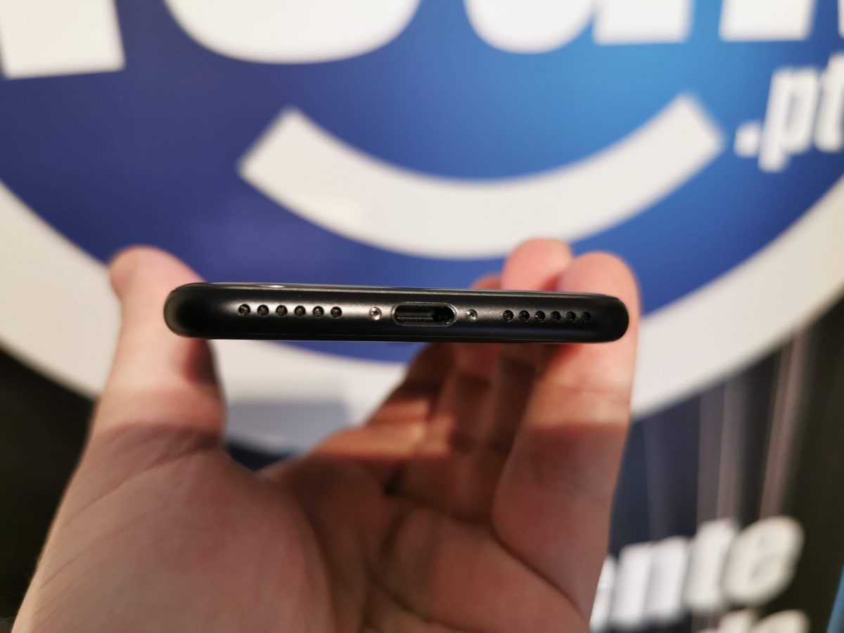 iphone-se-parte-inferior