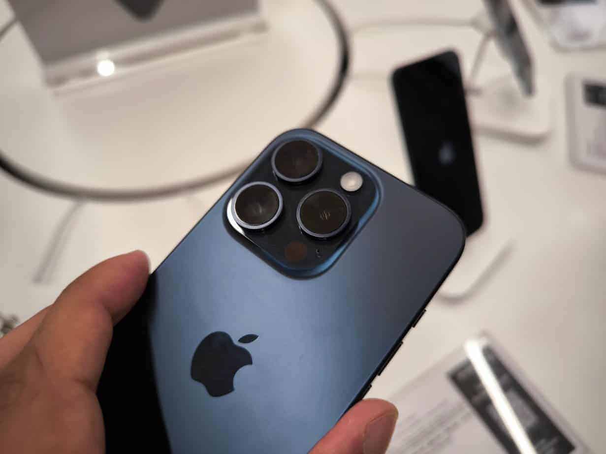 DSLR de teléfonos inteligentes, iPhone to Warming también, iPhone active la función, USB-C más iPhone 15