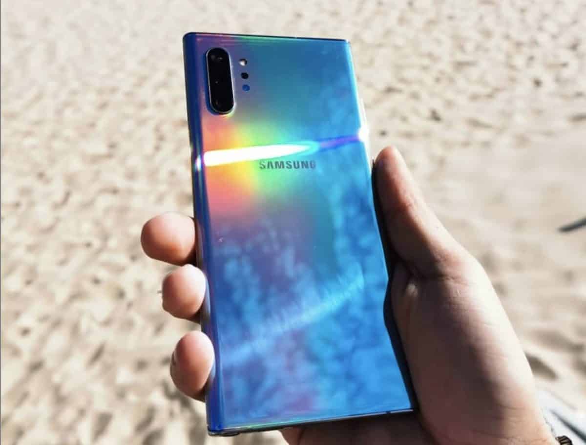 Nota 10 Actualización, teléfono móvil en verano