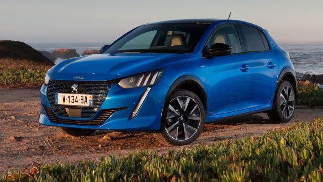Peugeot E-208
