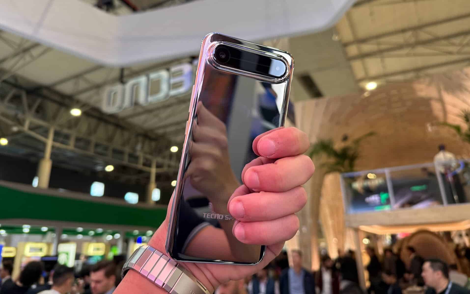 Ya teníamos un teléfono inteligente súper delgado en la mano. ¿Qué cambia?