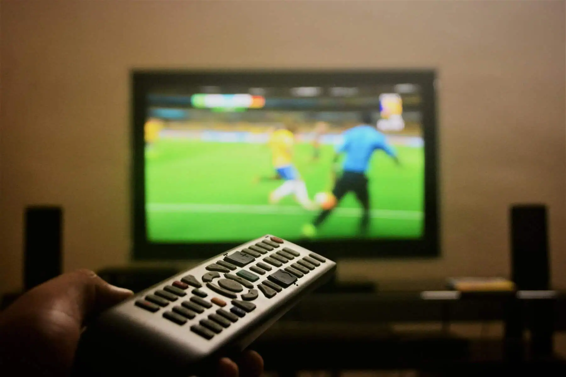 IPTV Juegos ilegales, IPTV: En los días en que le das al fútbol, puede haber bloqueos en Internet