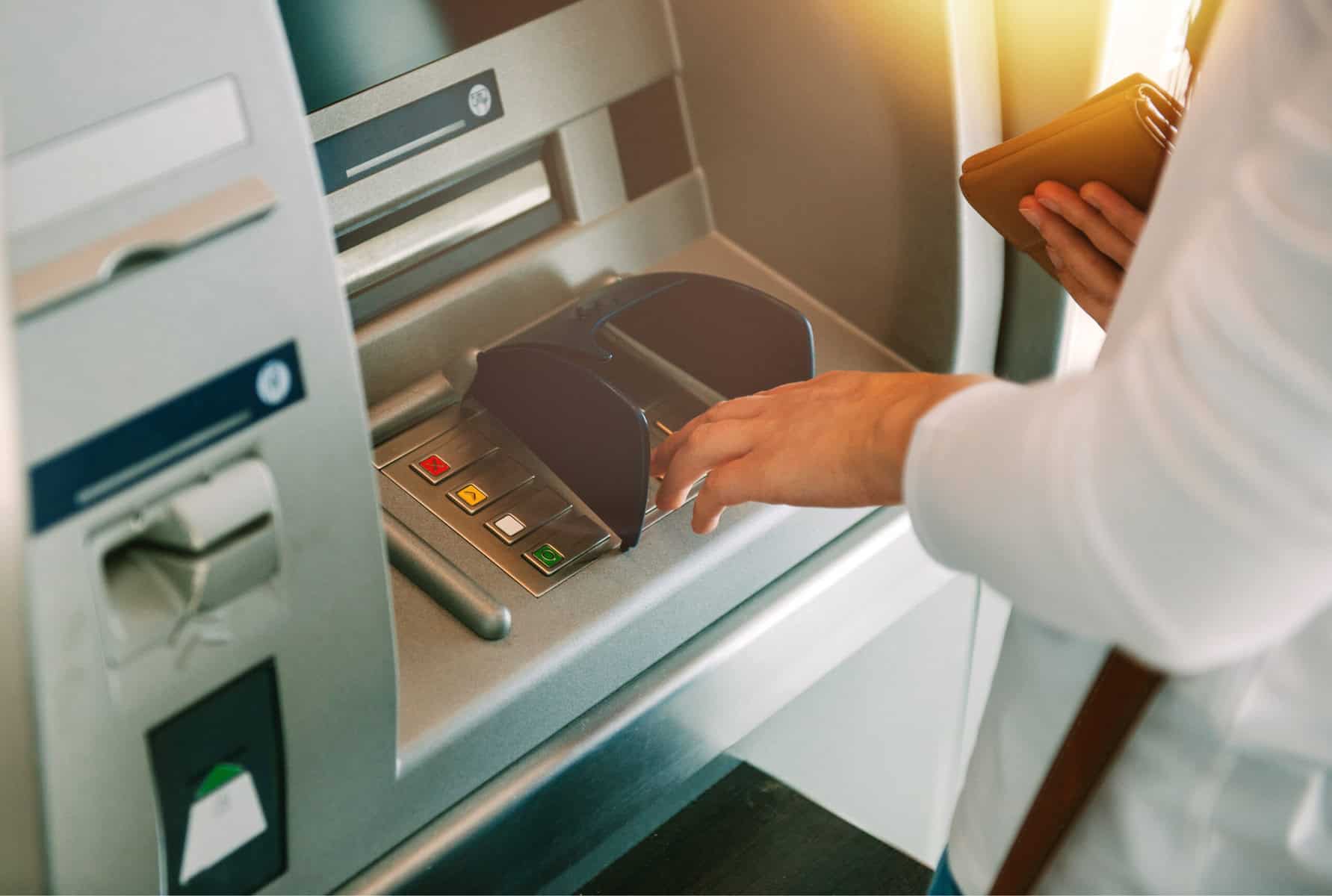 Cajeros automáticos, recaudar dinero