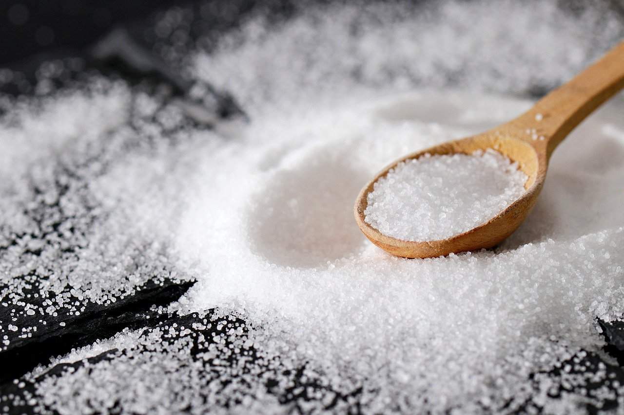 La sal aumenta el riesgo de cáncer incluso en una alimentación saludable
