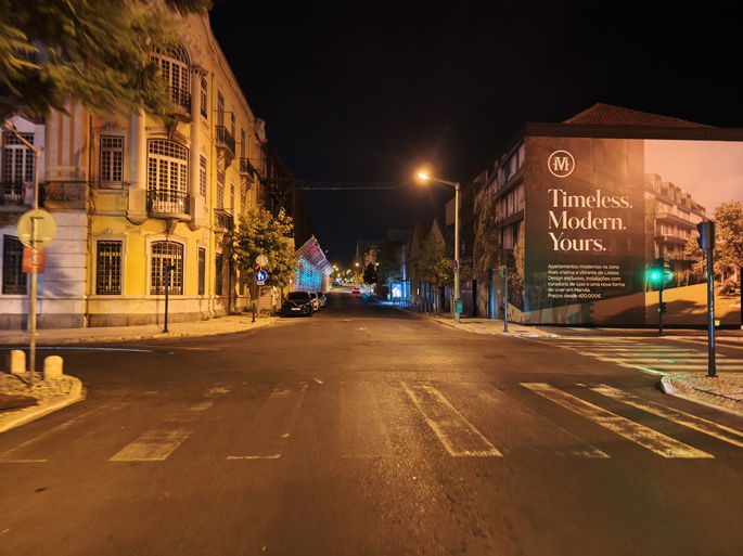 Principal, afuera de la noche
