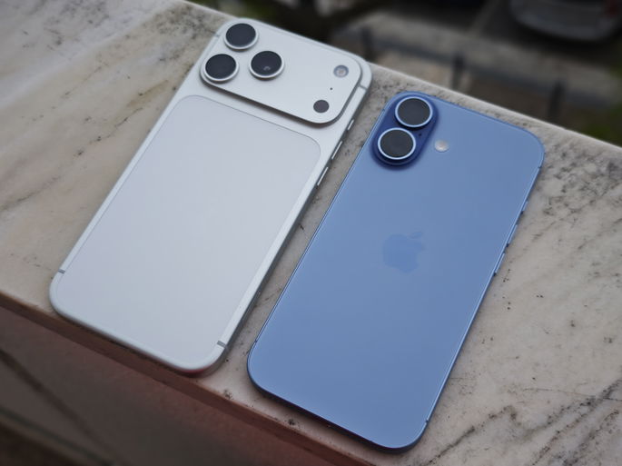iPhone 17