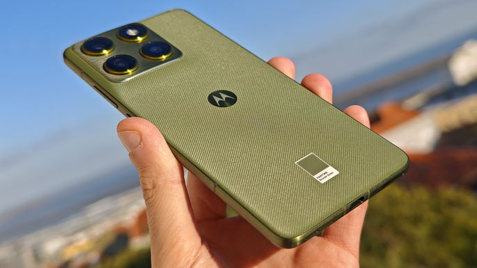 Motorola Edge 70