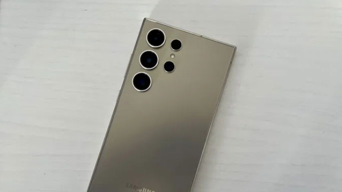 Teléfono móvil