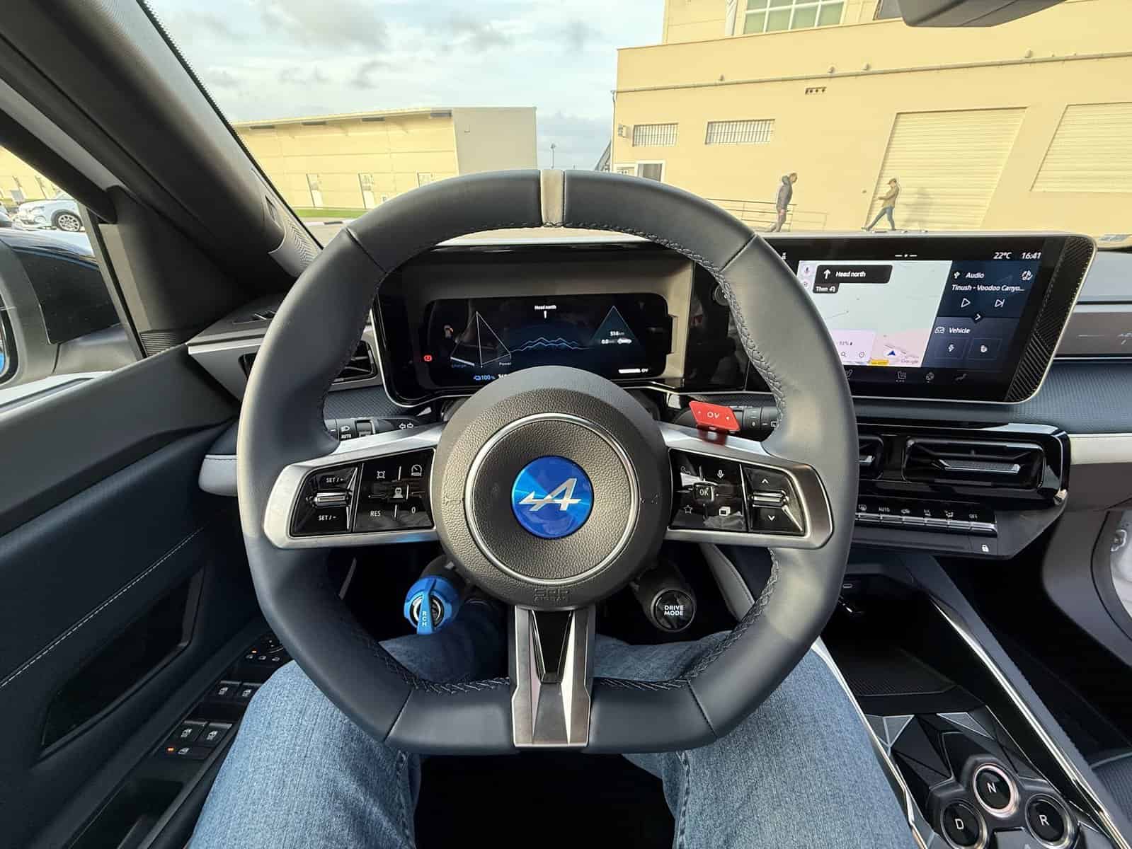 Alpine A290: ya lo hemos conducido. ¿Es un Renault 5? ¡Sí, pero también no!