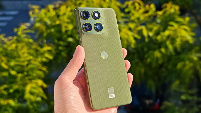 Motorola Edge 70