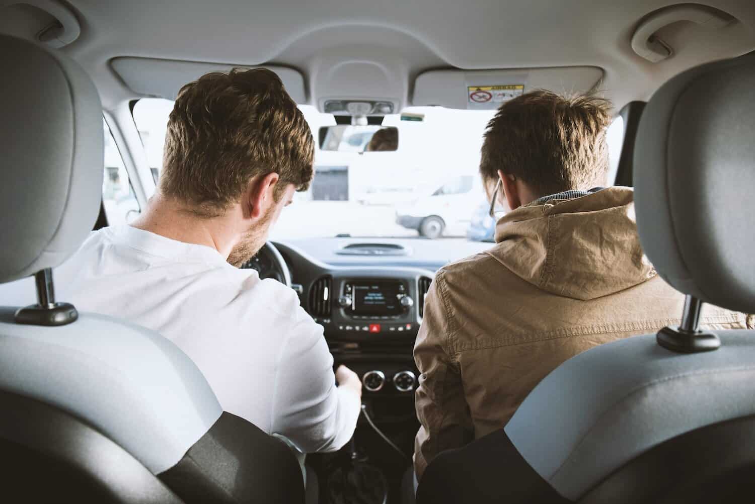 Radio de coche con bluetooth
