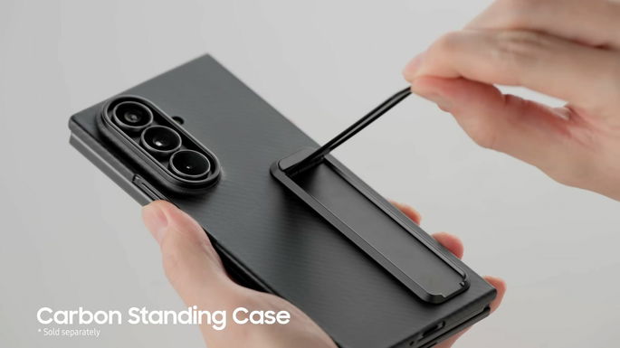 Unboxing del Galaxy Z TriFold
