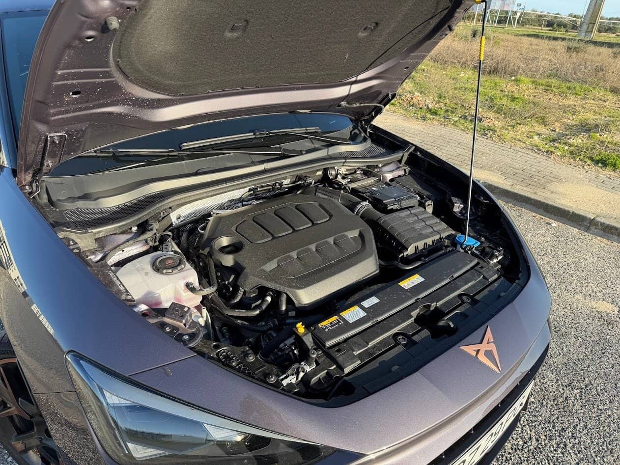 ¿Nuevo coche de combustión? Este es el peor error que puedes cometer con tu motor