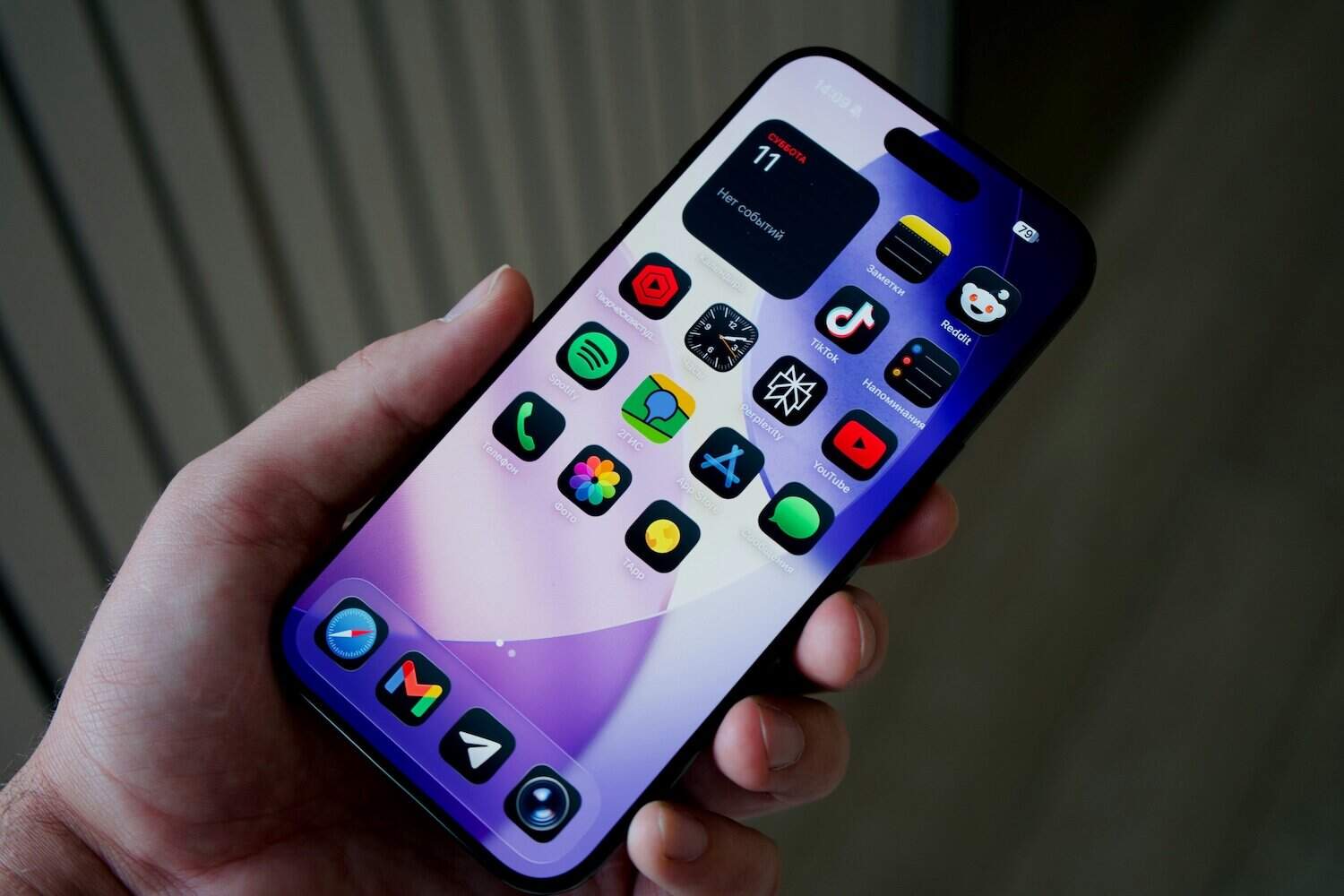 iPhone