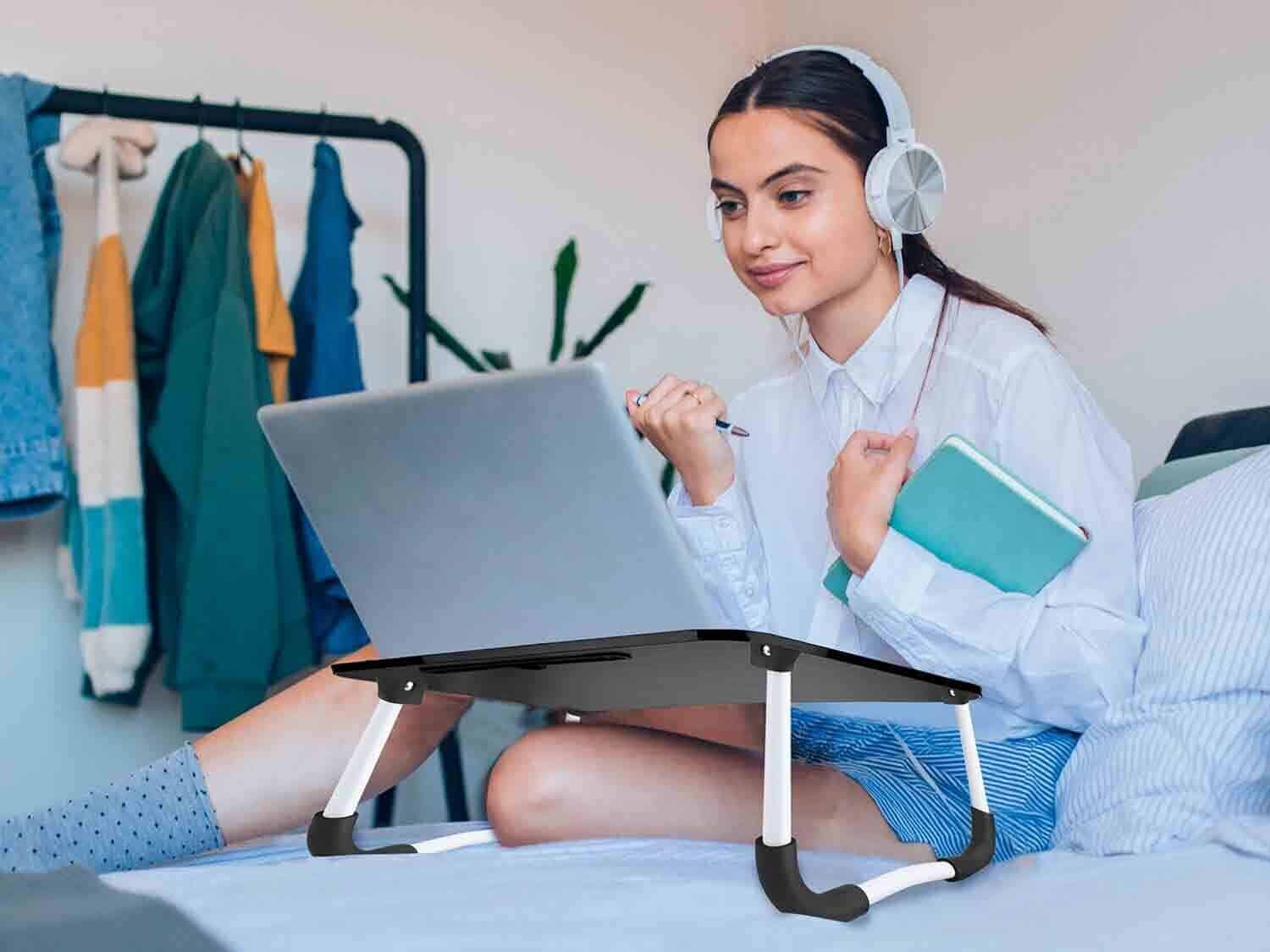 ¡La mesa para portátil LIDL cuesta menos de 10€ y lo cambiará todo!