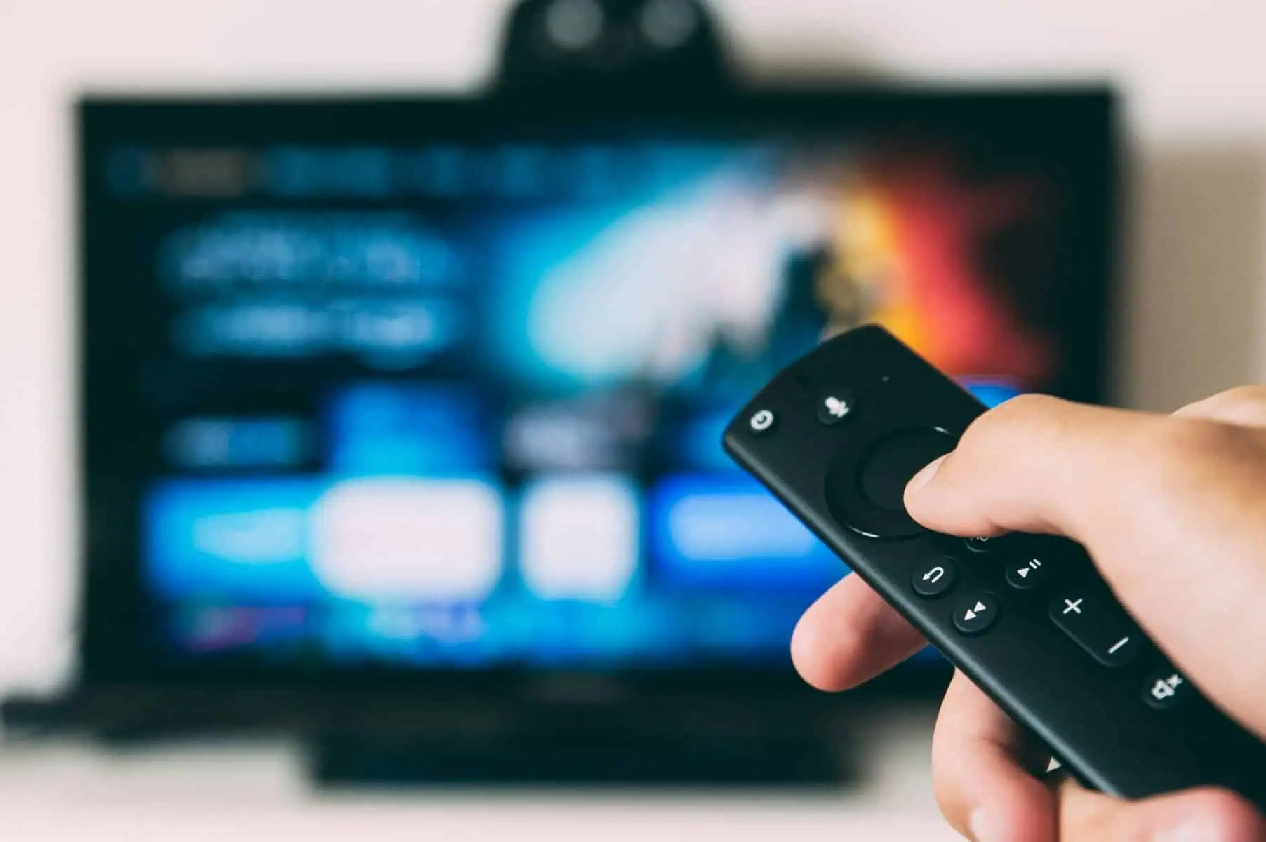 Televisores inteligentes para personas mayores. ¿Nueva smart TV y peor imagen? Esto desbloquea la calidad real