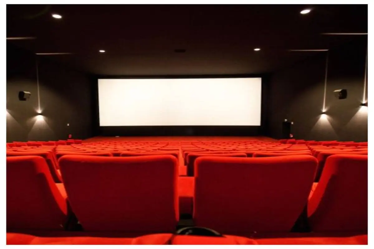 cine, intermedio