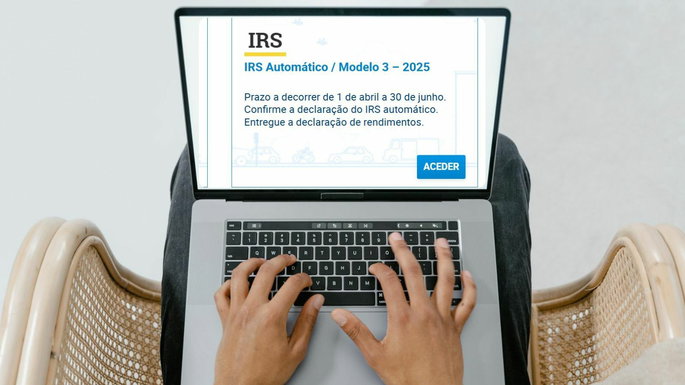 imagen del portal financiero en una computadora