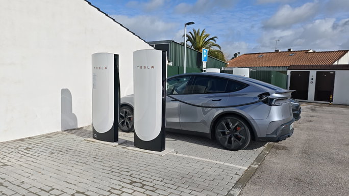 tesla