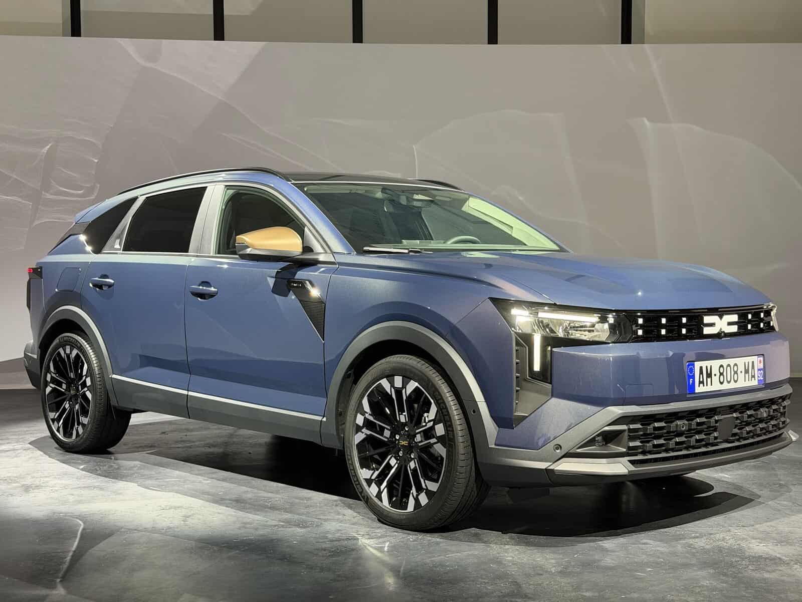 Lado del Dacia Striker