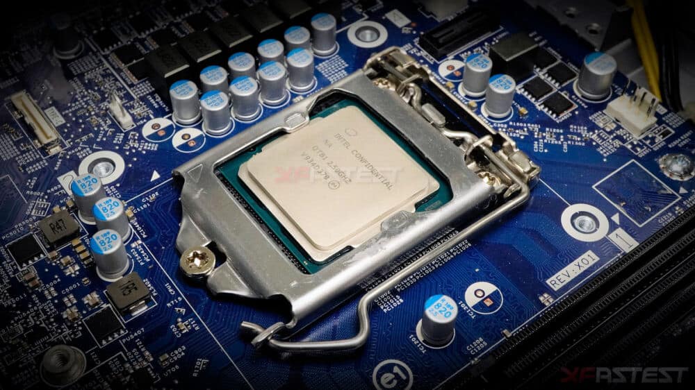 i9-10900