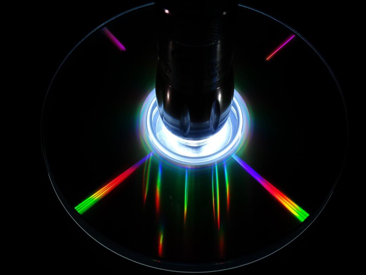 El inesperado regreso de los reproductores de DVD: Windows 11 (y Netflix) tiene la culpa