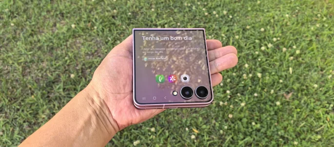 Samsung Galaxy Flip8 resaltado 2