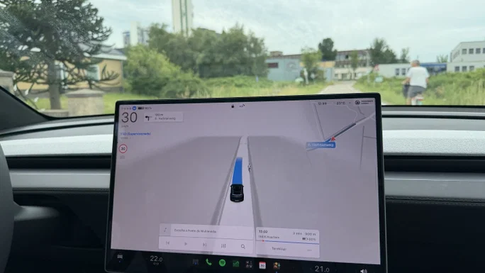 tesla