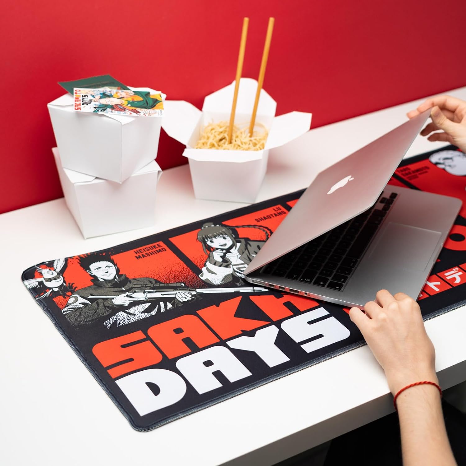 Grupo Erik Sakamoto Days Desk Mat – Mouse Mat XXL - Imagen 3