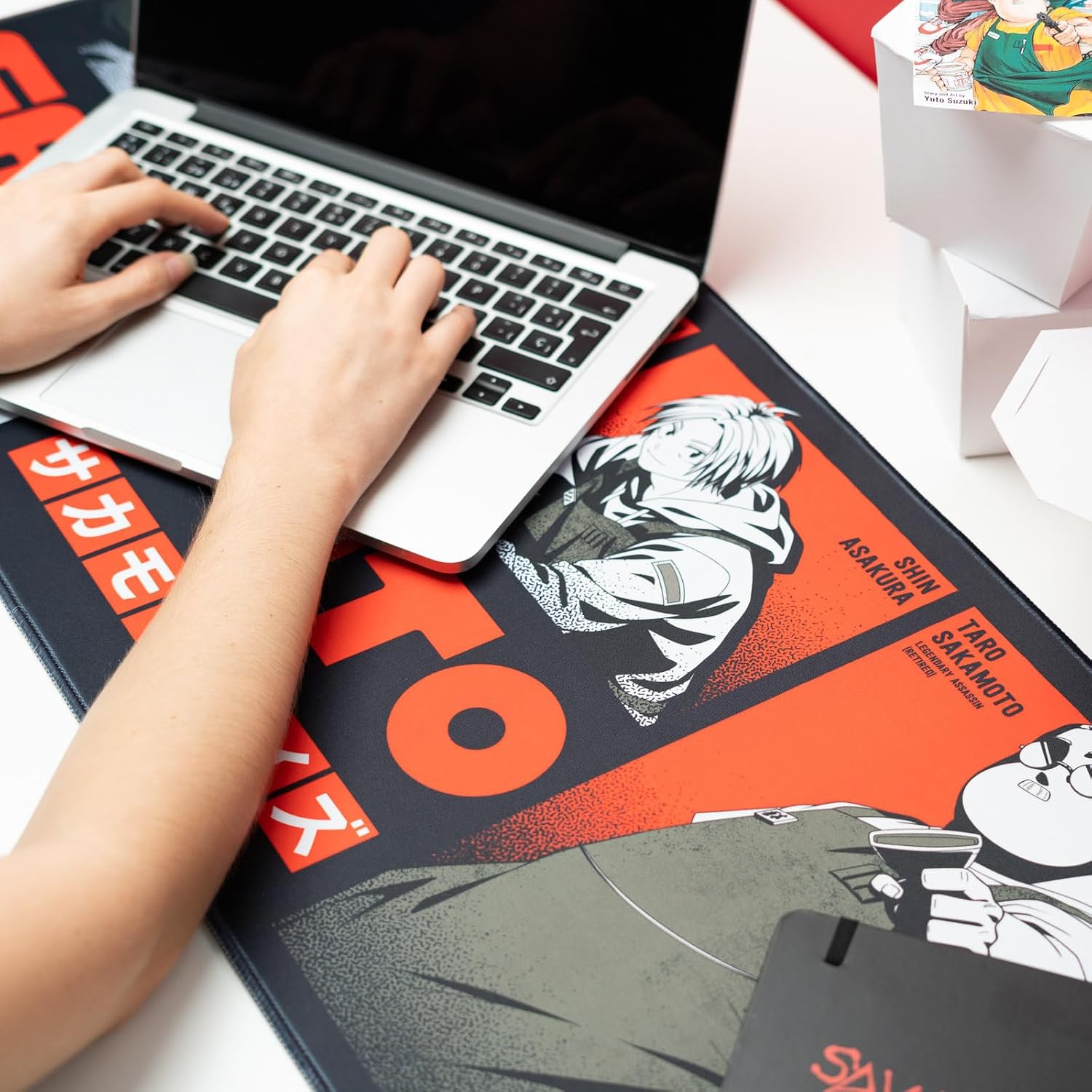 Grupo Erik Sakamoto Days Desk Mat – Mouse Mat XXL - Imagen 4