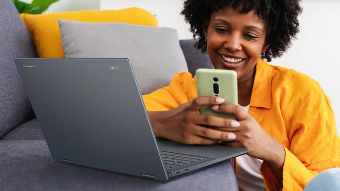 Acer trae a Portugal un Googlebook que también se convierte en tableta