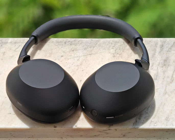 Revisión de Sony WH-1000XM6
