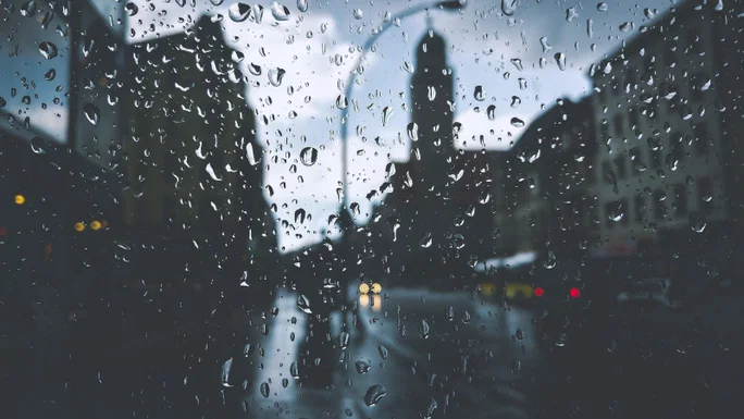 ventana con lluvia