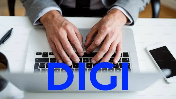 Imagen: Unsplash con el logo oficial de DIGI