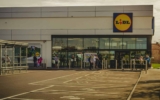 Locura en LIDL: este gadget que transforma tu celular se está agotando