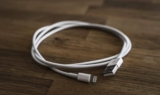 La forma en que rueda el cable puede ser de las roscas dentro