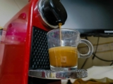 El secreto sucio de la cafetera: la zona que nadie te limpia y te lastima