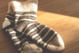 Duerme con calcetines: ¿es bueno o malo? La ciencia ya ha respondido