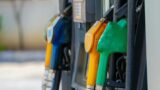 Combustible normal o diésel: ¿cuál es la diferencia y cuál es más beneficioso para tu coche?
