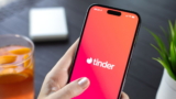 Descubre la nueva función de Tinder que quiere darle un descanso a tu pulgar