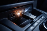 Está a la venta en línea. Conectarlo al USB del coche puede destruirlo