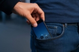 Las innovaciones en celulares que nadie pidió y que lo arruinaron todo